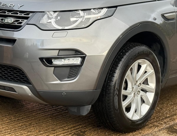 Used Land Rover Discovery Sport 2018 for sale - 76324713: Photo 32