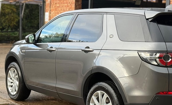 Used Land Rover Discovery Sport 2018 for sale - 76324713: Photo 36