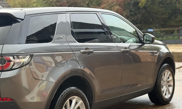 Used Land Rover Discovery Sport 2018 for sale - 76324713: Photo 39