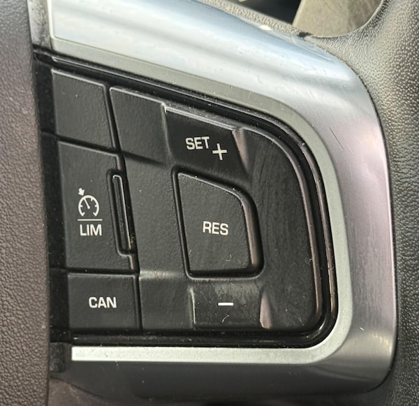 Used Land Rover Discovery Sport 2018 for sale - 76324713: Photo 49