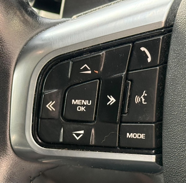 Used Land Rover Discovery Sport 2018 for sale - 76324713: Photo 50