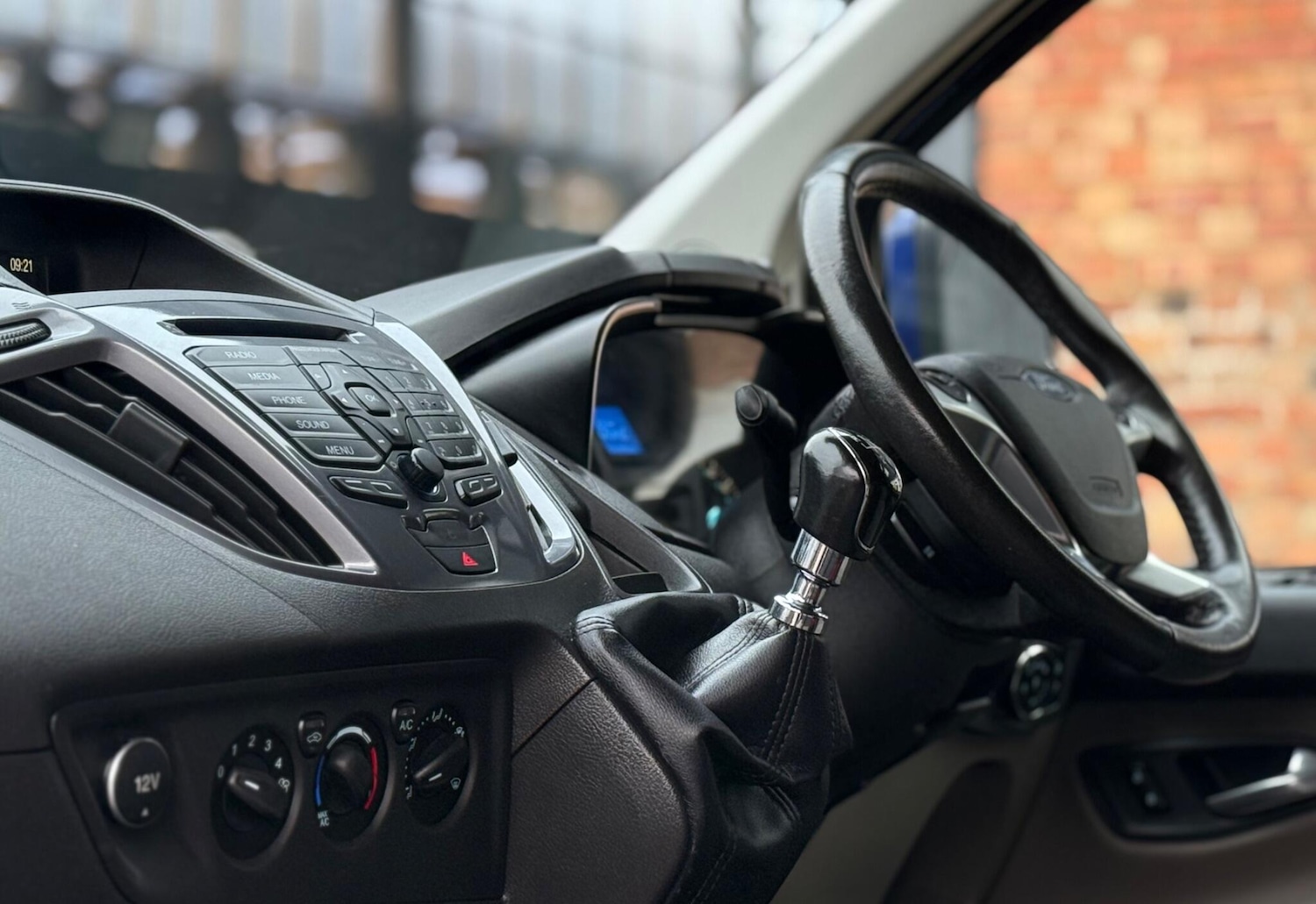 Used Ford Tourneo Custom 2017 for sale - 77064387: Photo 17