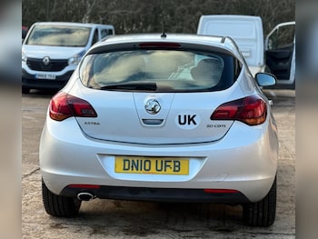 Used Vauxhall Astra 2010 for sale - 77262911: Photo