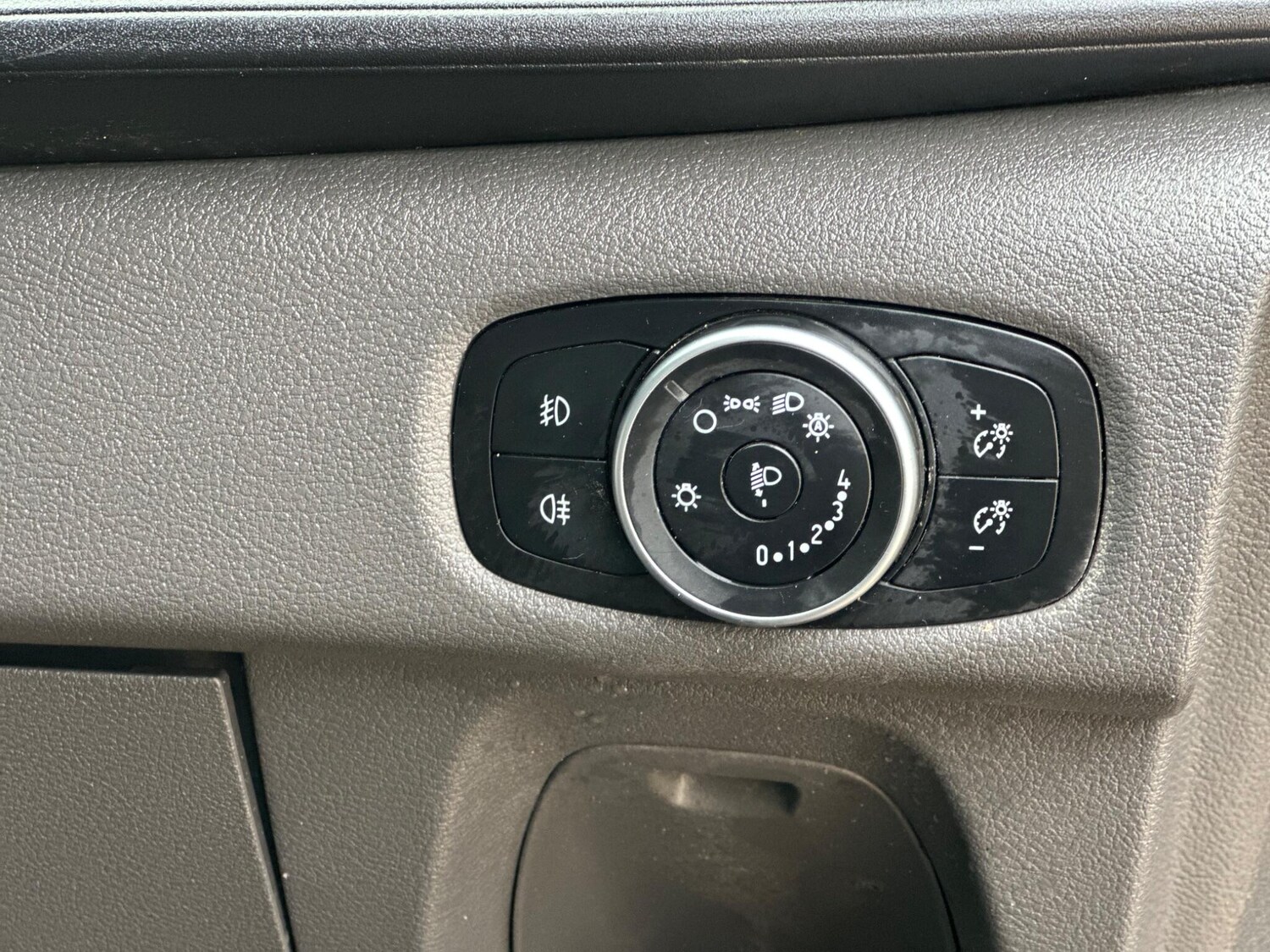 Used Ford Transit Custom 2020 for sale - 77733496: Photo 41