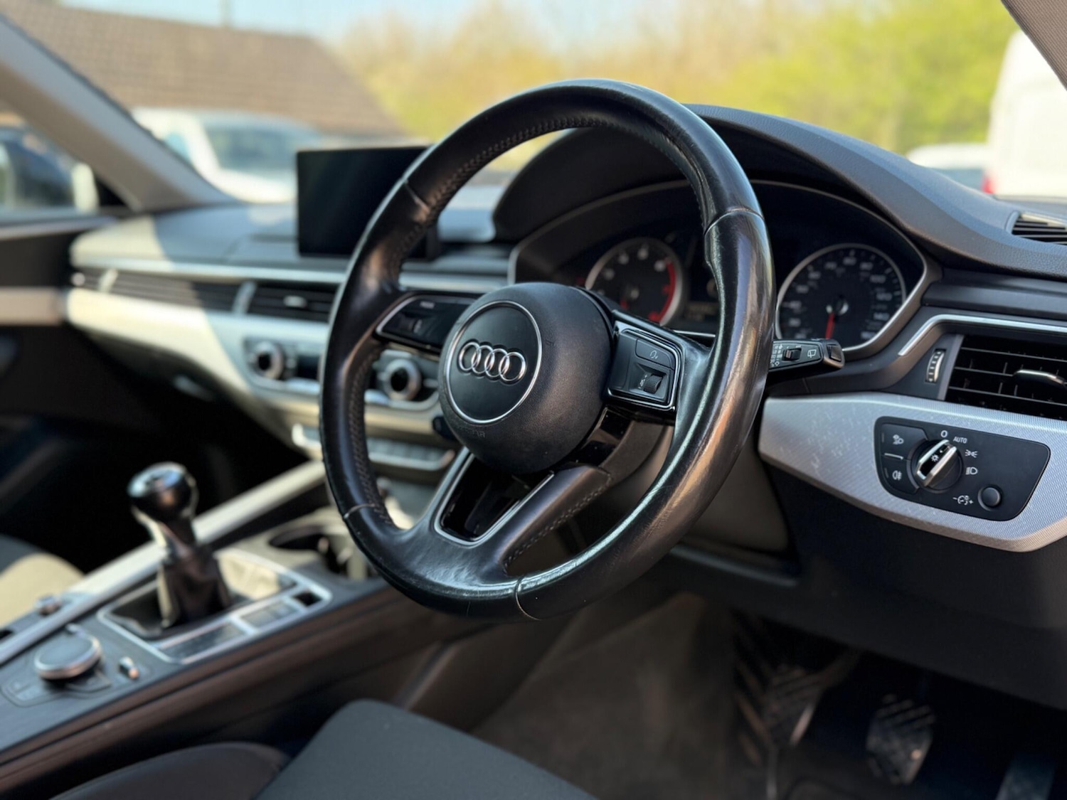 Used Audi A4 Avant 2017 for sale - 77946227: Photo 13