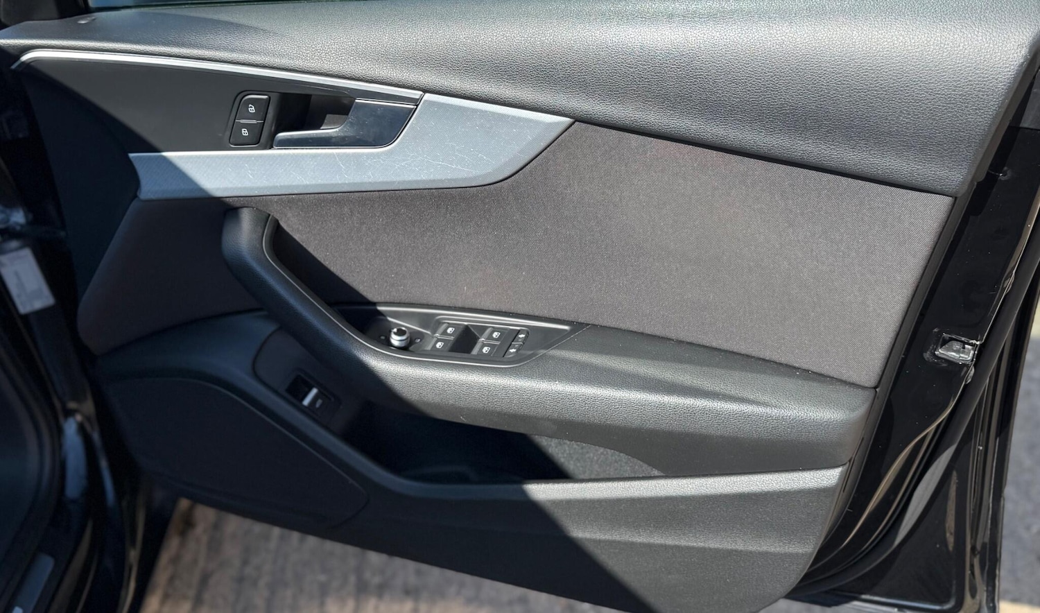 Used Audi A4 Avant 2017 for sale - 77946227: Photo 30