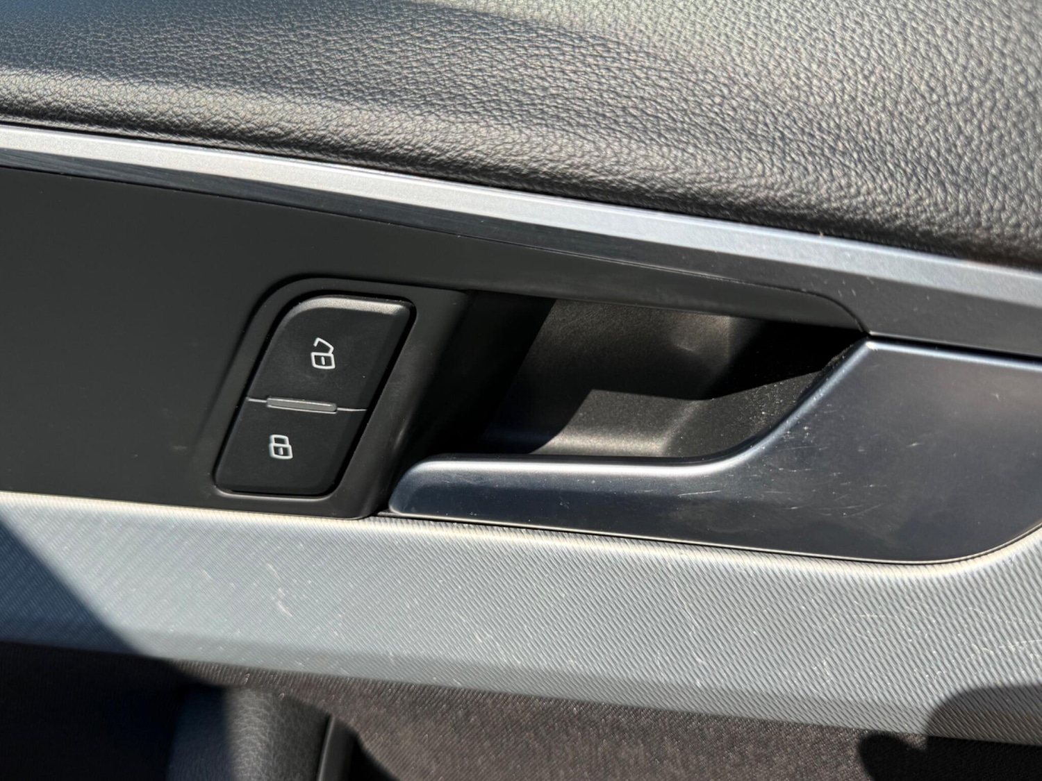 Used Audi A4 Avant 2017 for sale - 77946227: Photo 32