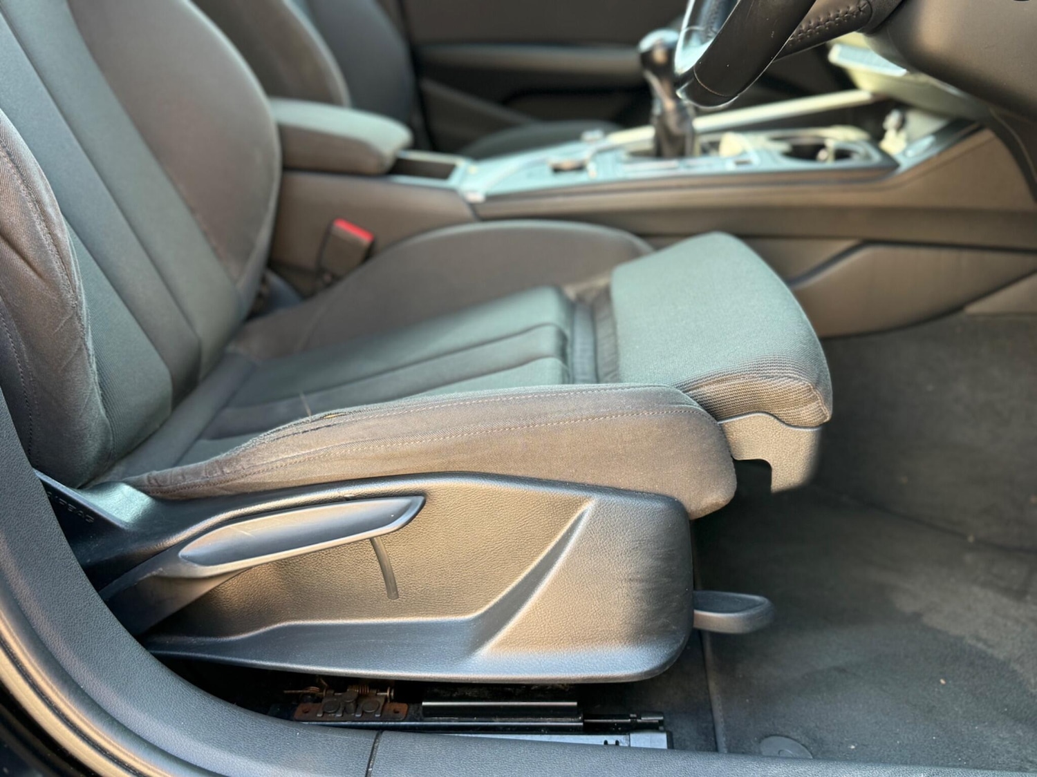 Used Audi A4 Avant 2017 for sale - 77946227: Photo 45