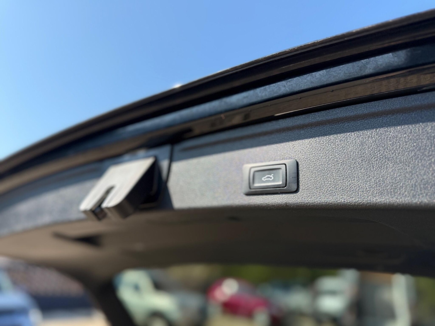 Used Audi A4 Avant 2017 for sale - 77946227: Photo 55