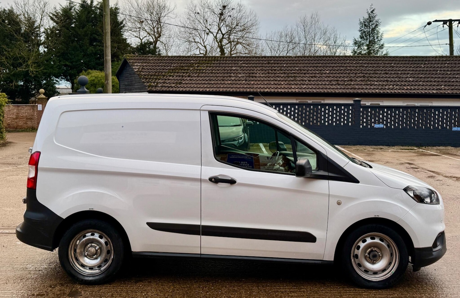 Used Ford Transit Courier 2020 for sale - 77394235: Photo 12