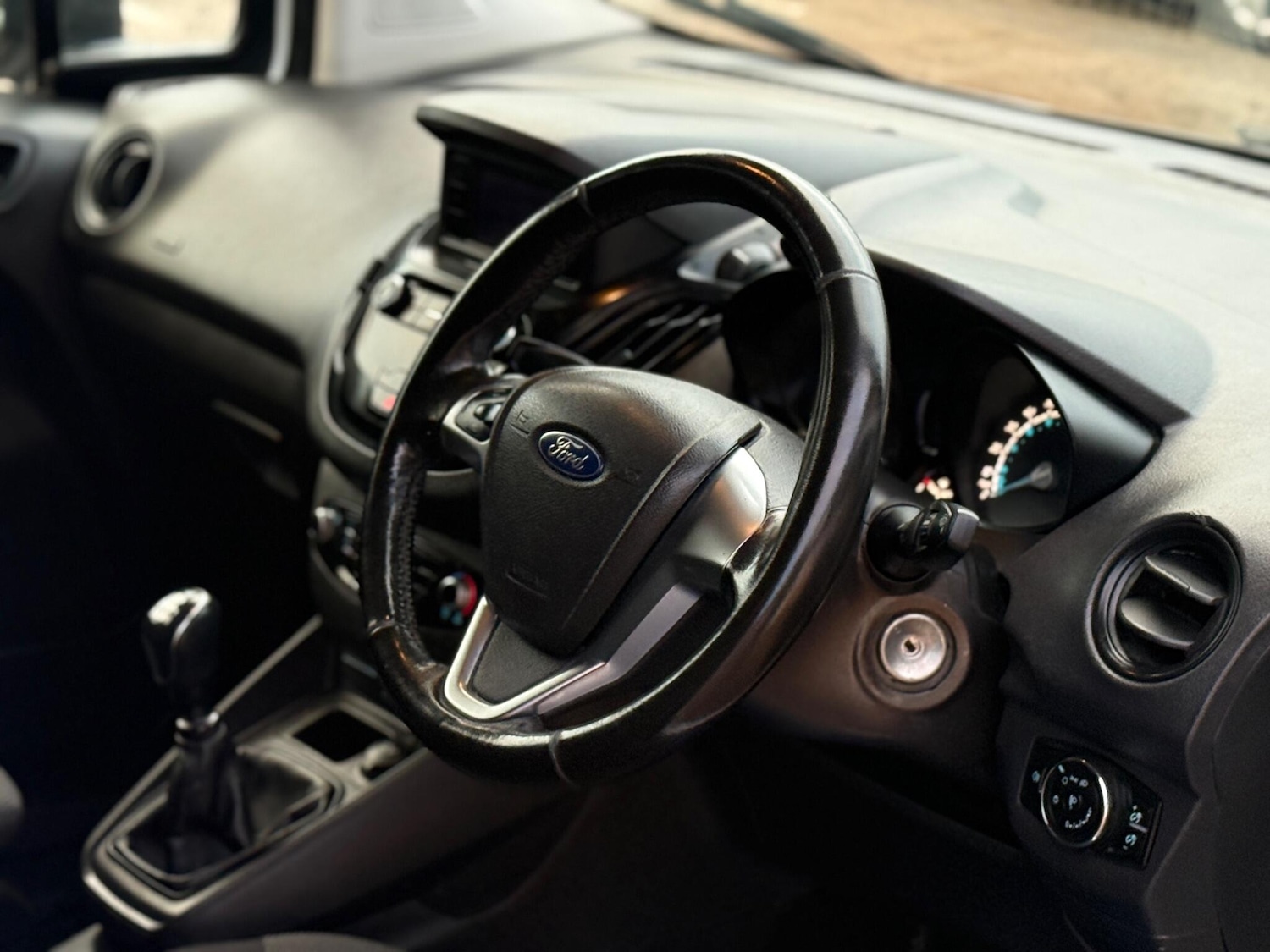 Used Ford Transit Courier 2020 for sale - 77394235: Photo 13