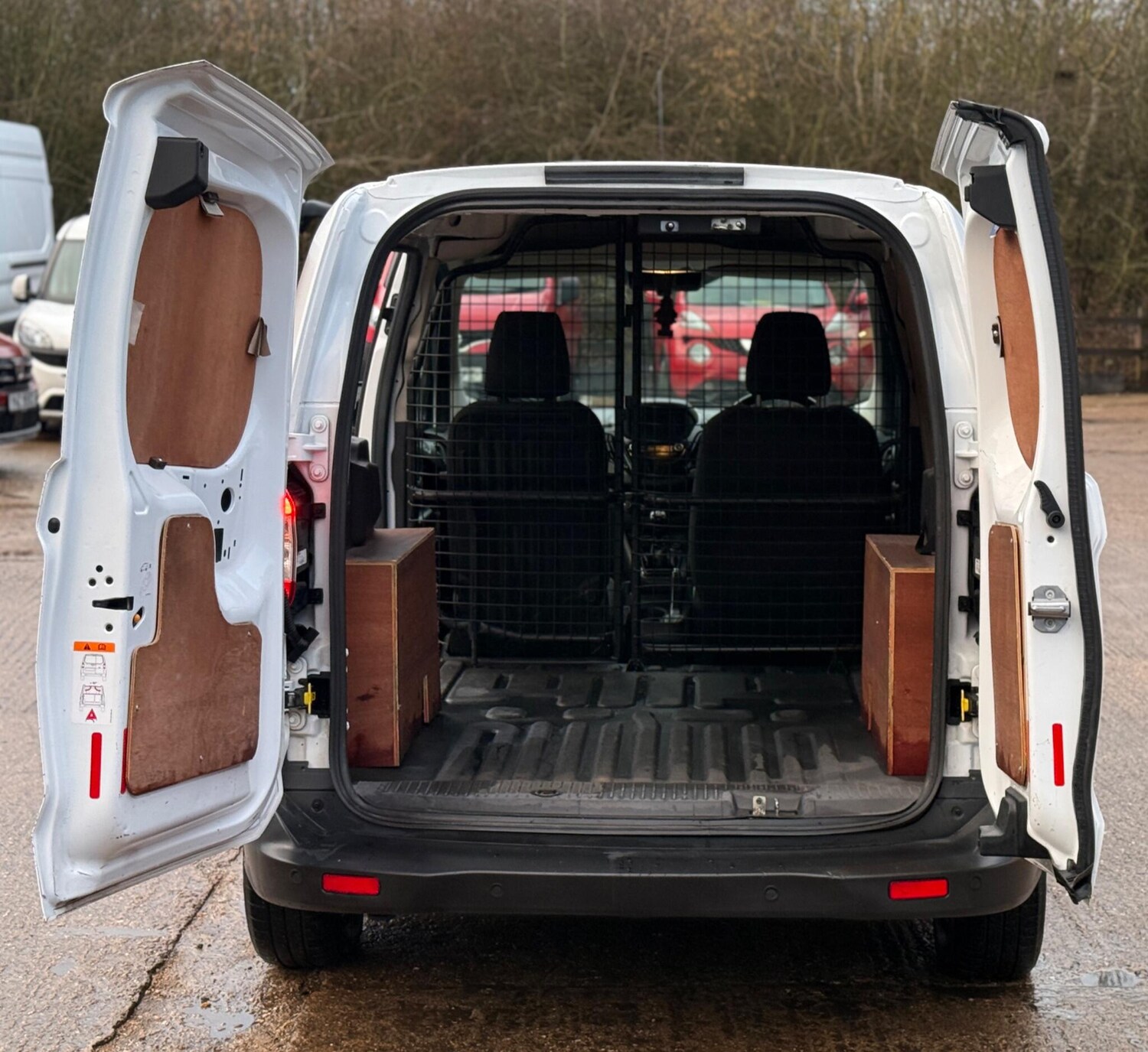 Used Ford Transit Courier 2020 for sale - 77394235: Photo 17