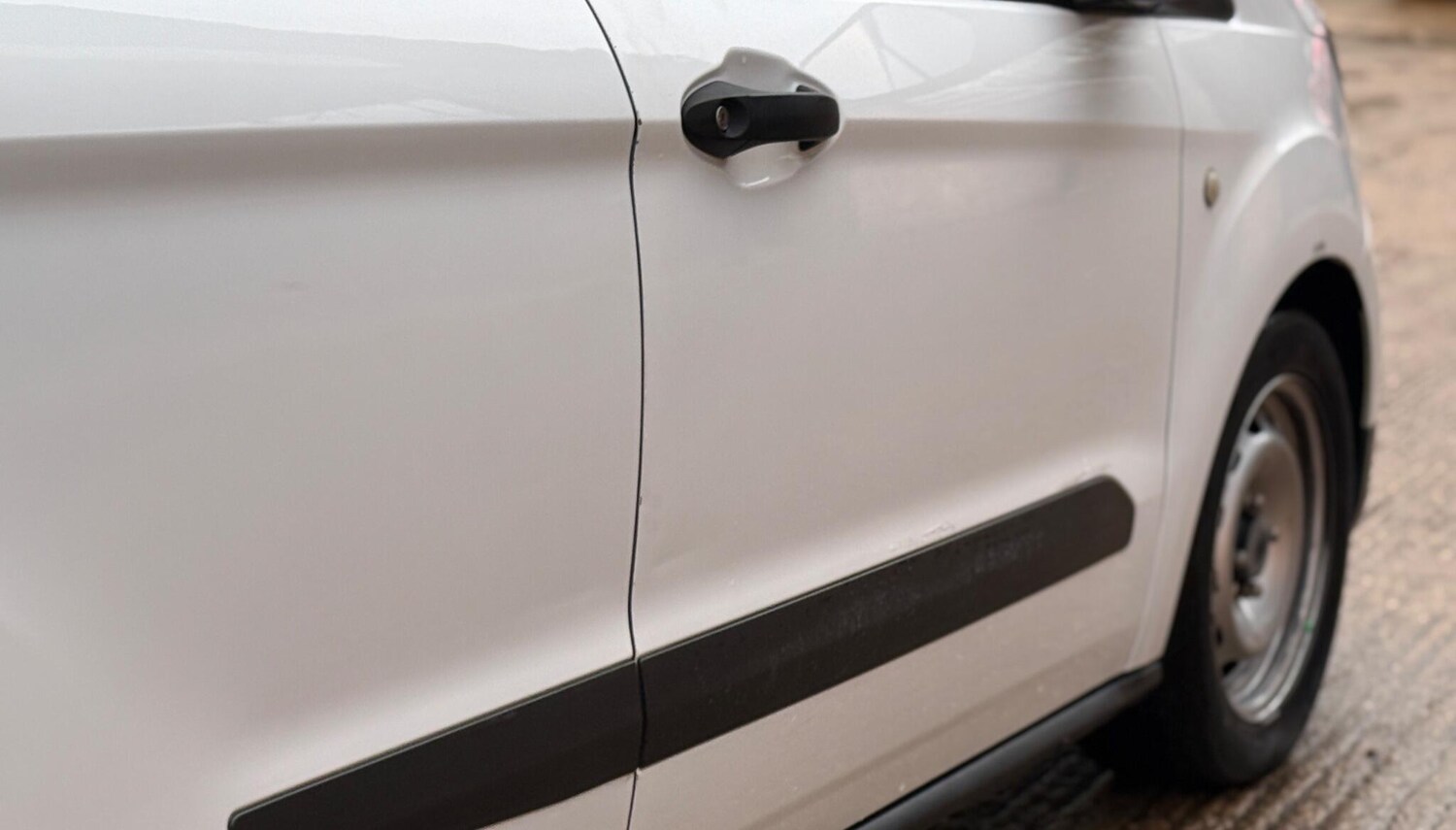 Used Ford Transit Courier 2020 for sale - 77394235: Photo 32