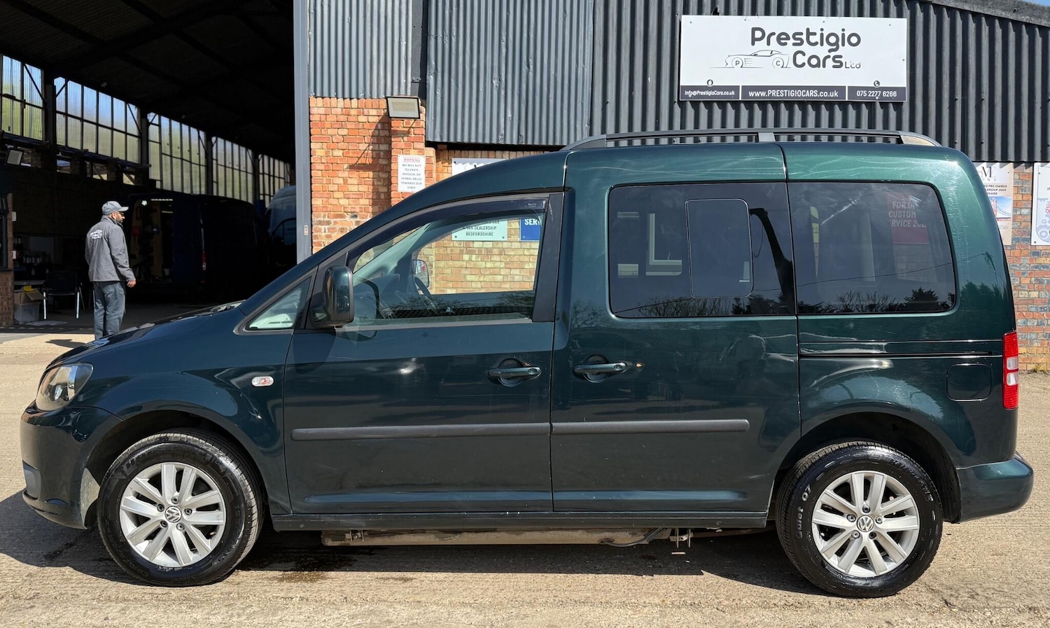 Used Volkswagen Caddy Life 2011 for sale - 78163009: Photo 9