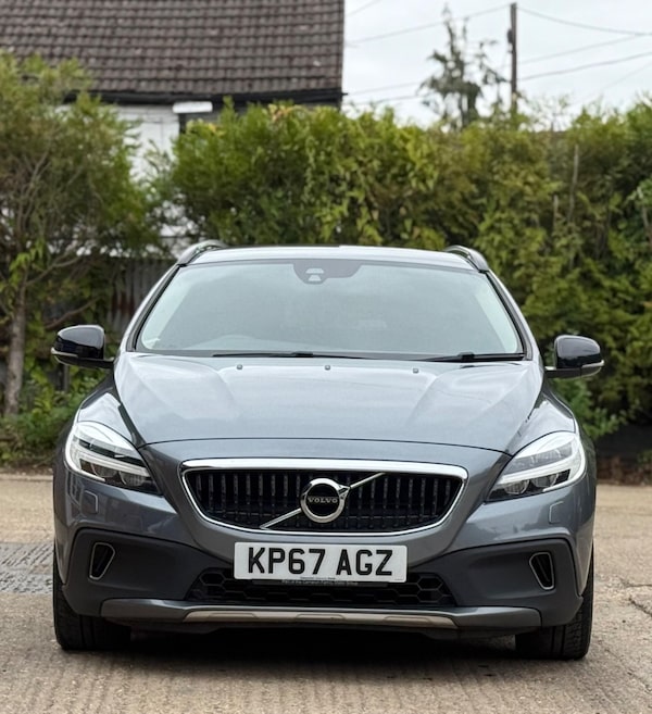 Used Volvo V40 Cross Country 2017 for sale - 75616497: Photo 3