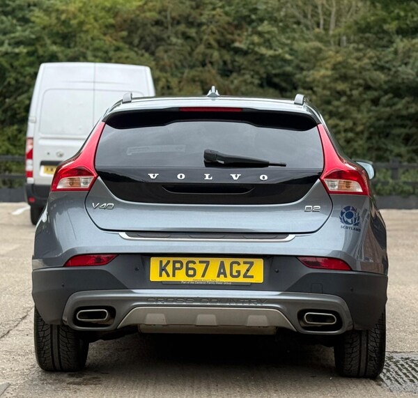 Used Volvo V40 Cross Country 2017 for sale - 75616497: Photo 9