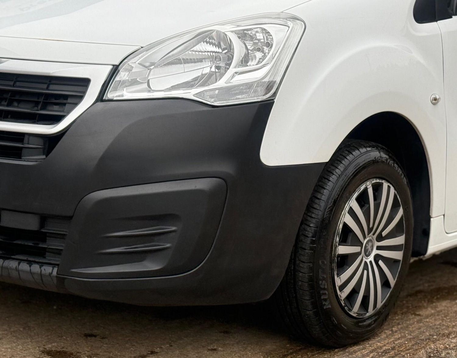 Used Peugeot Partner 2017 for sale - 77313002: Photo 28