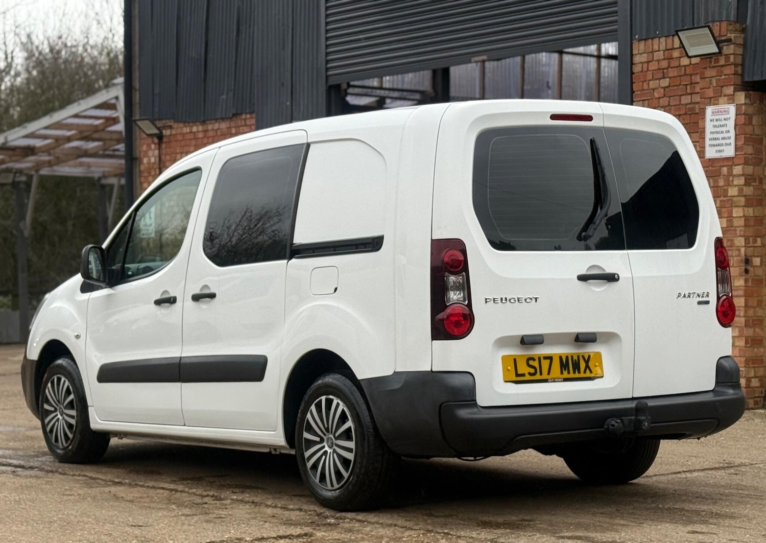 Used Peugeot Partner 2017 for sale - 77313002: Photo 9