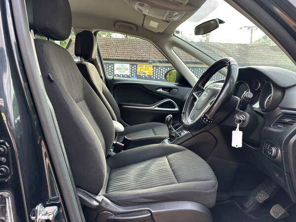 Used Vauxhall Zafira Tourer 2013 for sale - 75974943: Photo 13