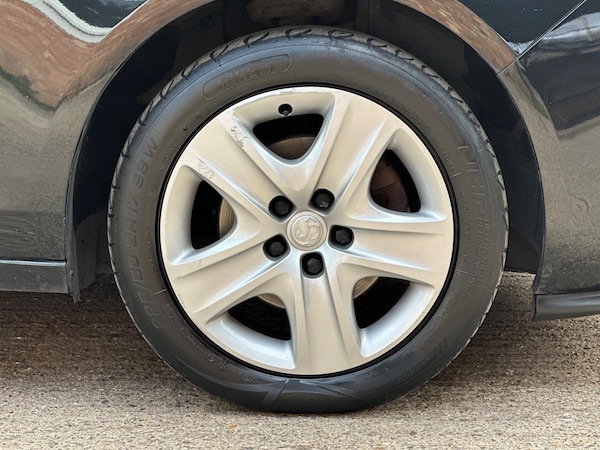 Used Vauxhall Zafira Tourer 2013 for sale - 75974943: Photo 17