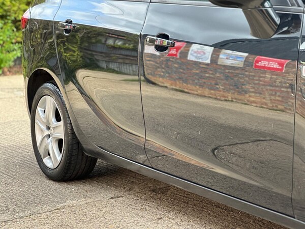 Used Vauxhall Zafira Tourer 2013 for sale - 75974943: Photo 20