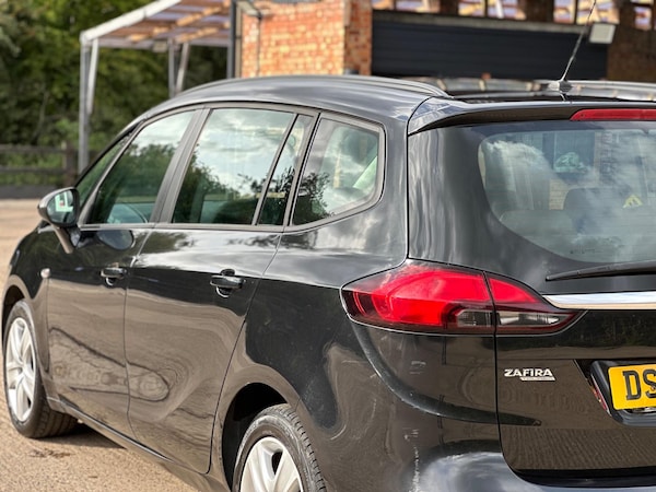 Used Vauxhall Zafira Tourer 2013 for sale - 75974943: Photo 25