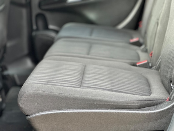 Used Vauxhall Zafira Tourer 2013 for sale - 75974943: Photo 38