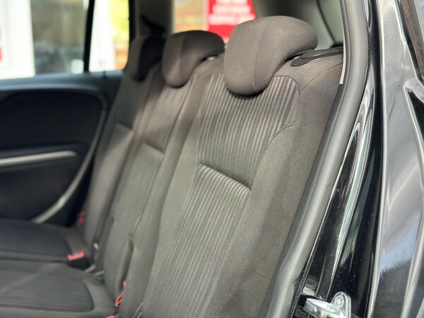 Used Vauxhall Zafira Tourer 2013 for sale - 75974943: Photo 39