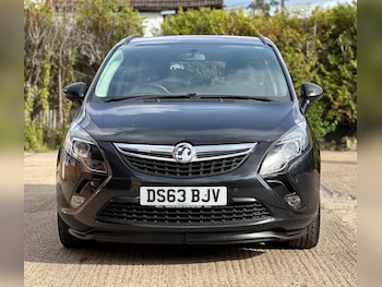 Used Vauxhall Zafira Tourer 2013 for sale - 75974943: Photo 3