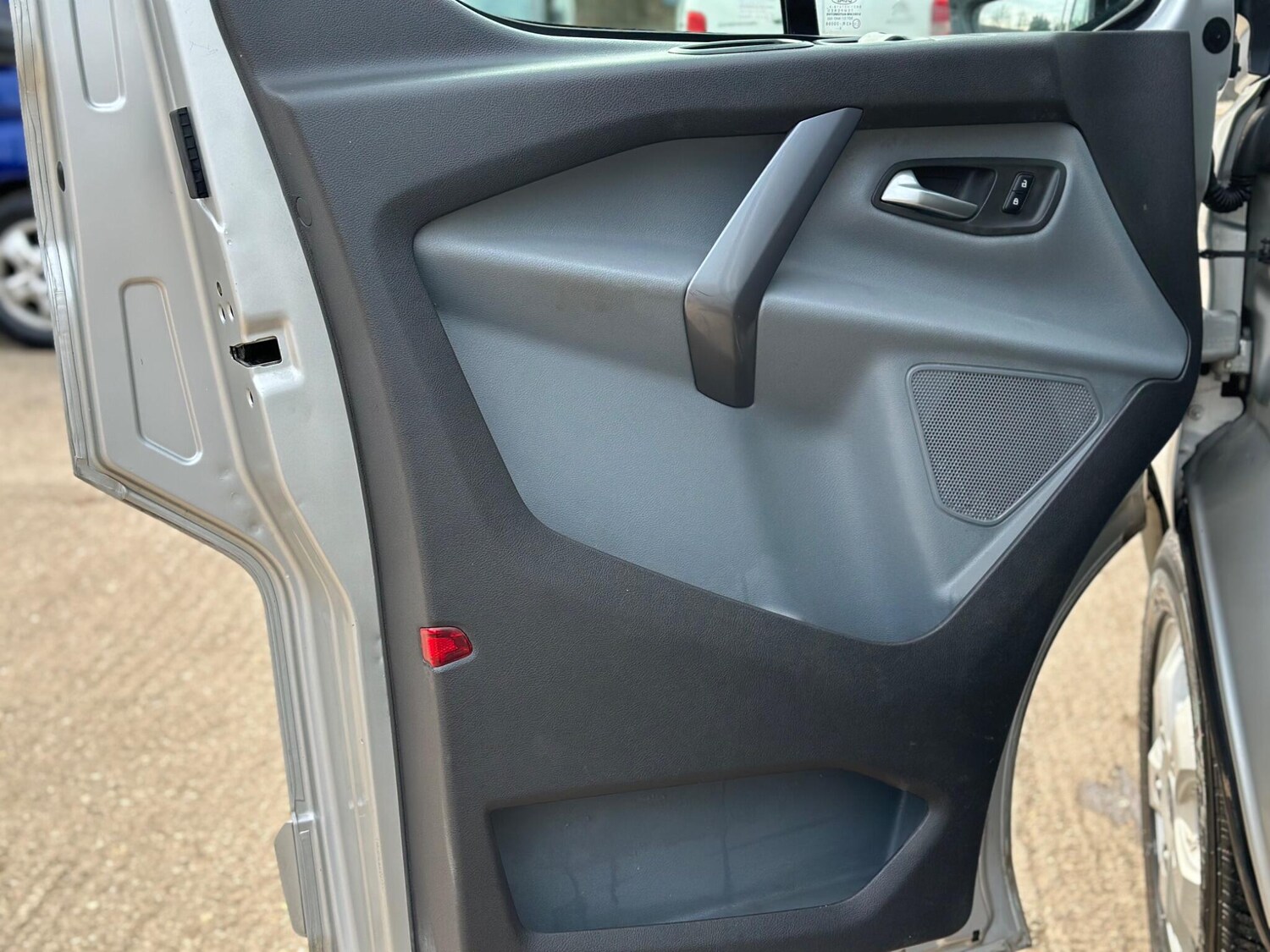 Used Ford Transit Custom 2017 for sale - 77733497: Photo 38