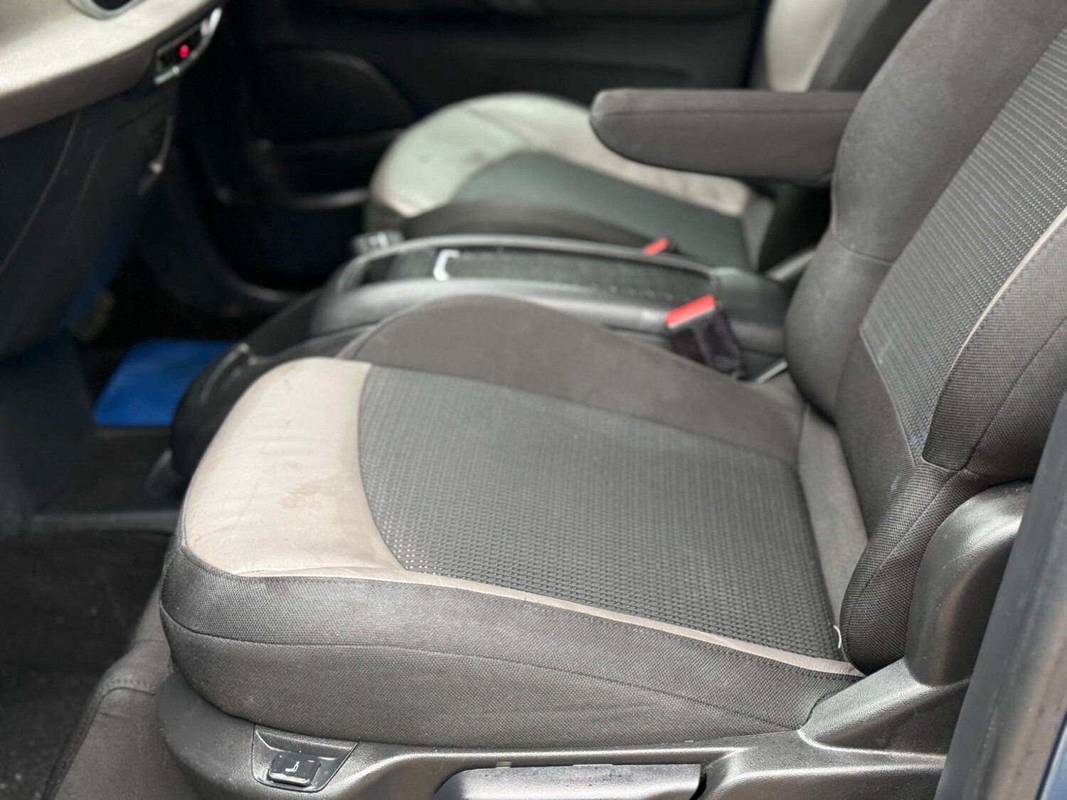 Used Citroen Grand C4 Picasso 2014 for sale - 78043250: Photo 32