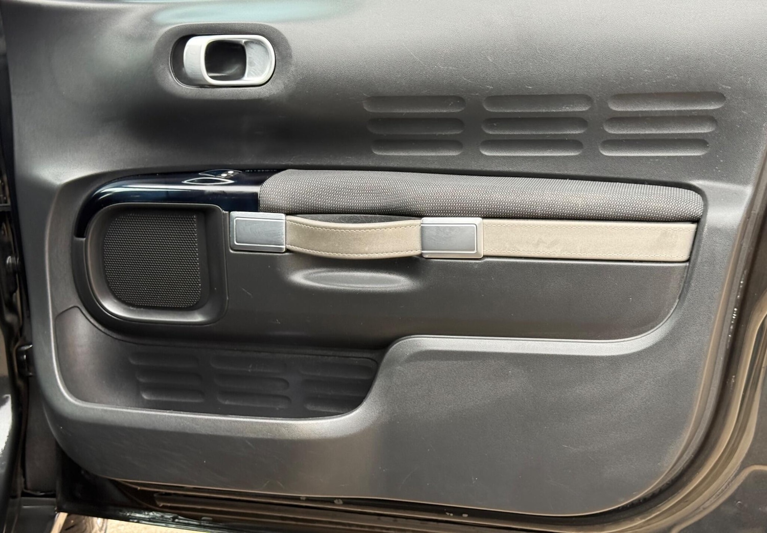 Used Citroen C4 Cactus 2016 for sale - 77974046: Photo 33