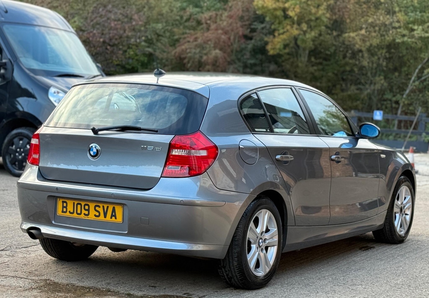 Used BMW 1 Series 2009 for sale - 76374630: Photo 11