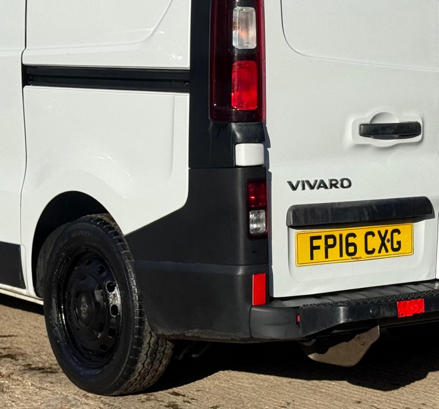 Used Vauxhall Vivaro 2016 for sale - 76599576: Photo 29