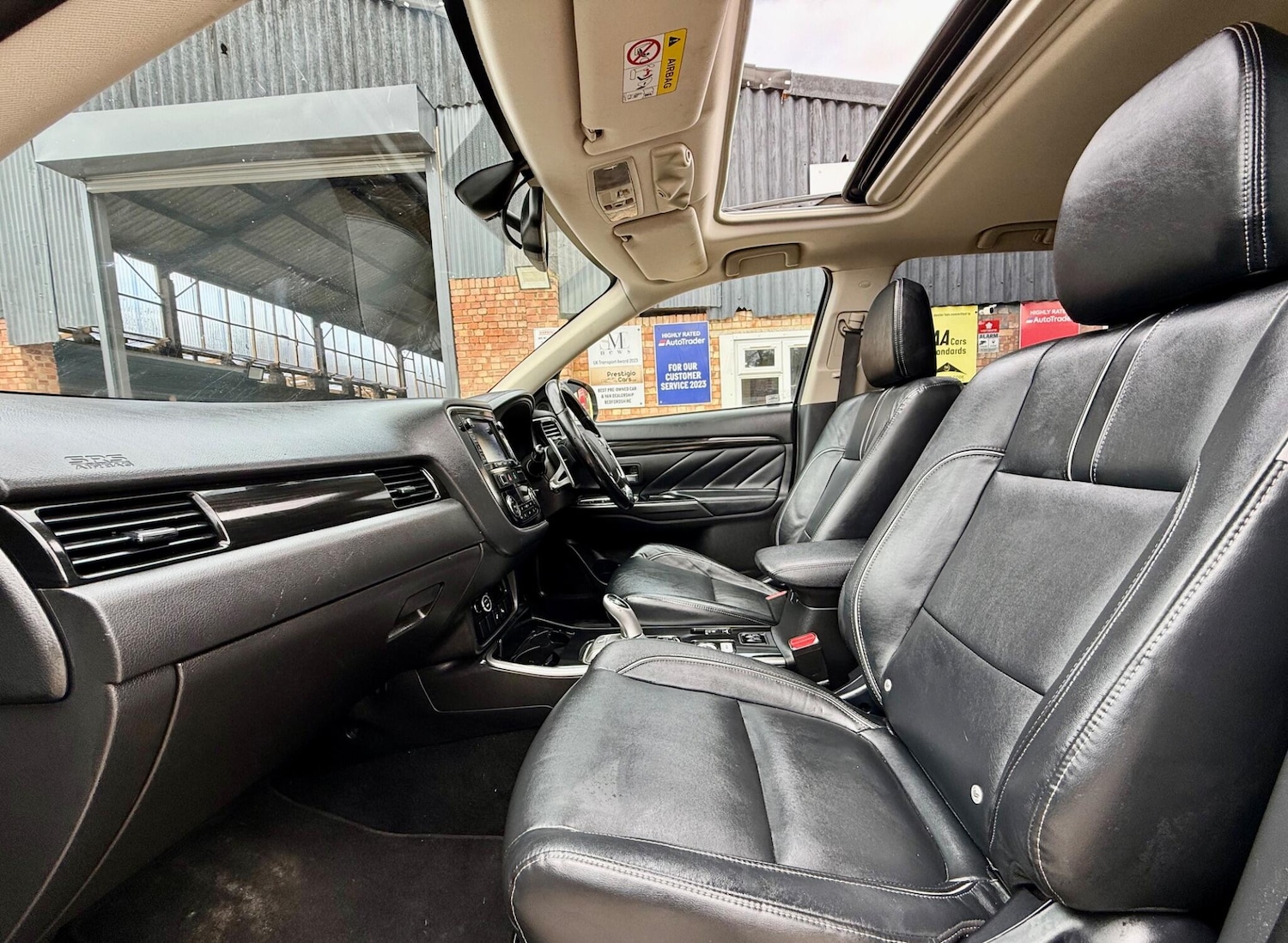 Used Mitsubishi Outlander 2017 for sale - 77639441: Photo 17