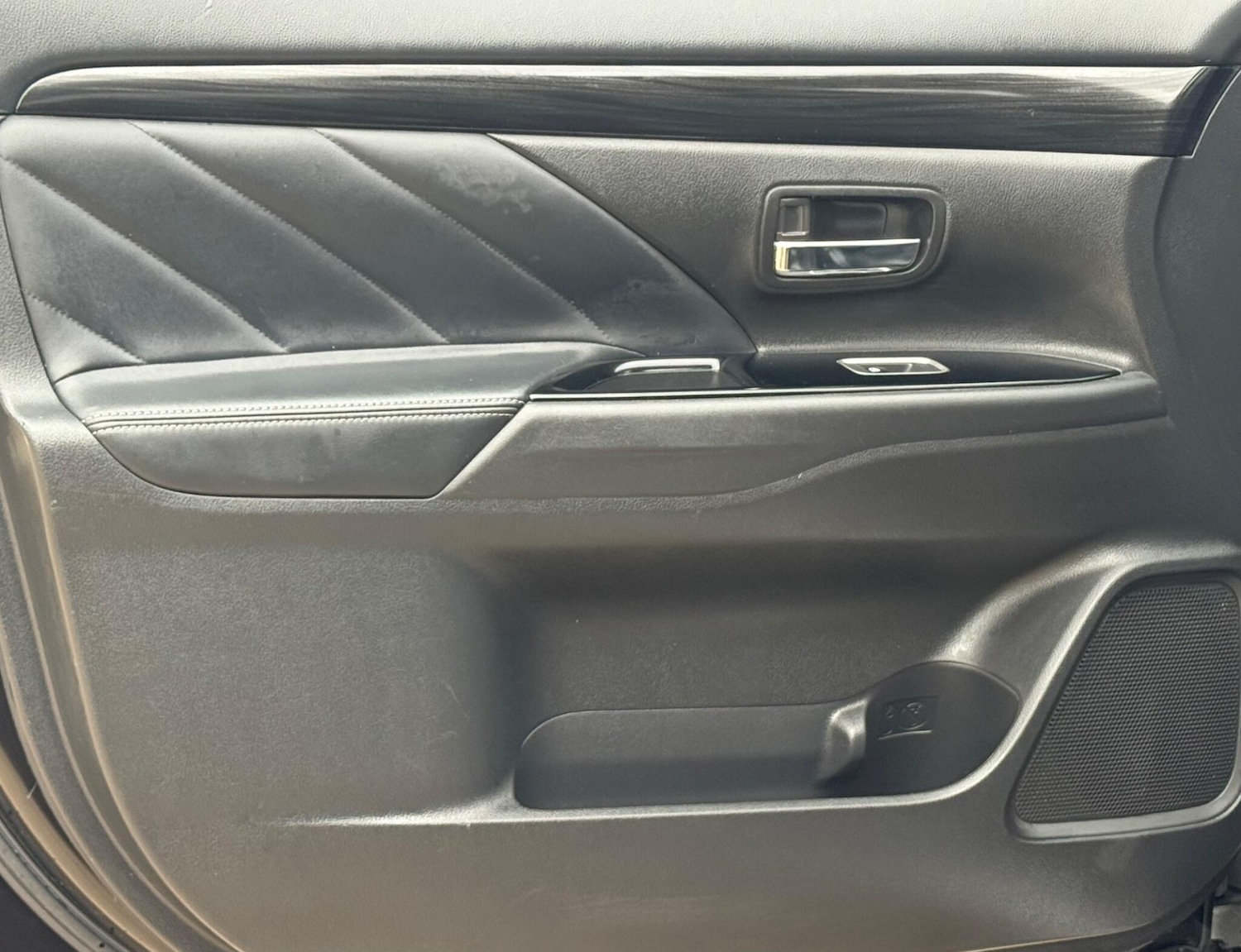 Used Mitsubishi Outlander 2017 for sale - 77639441: Photo 18