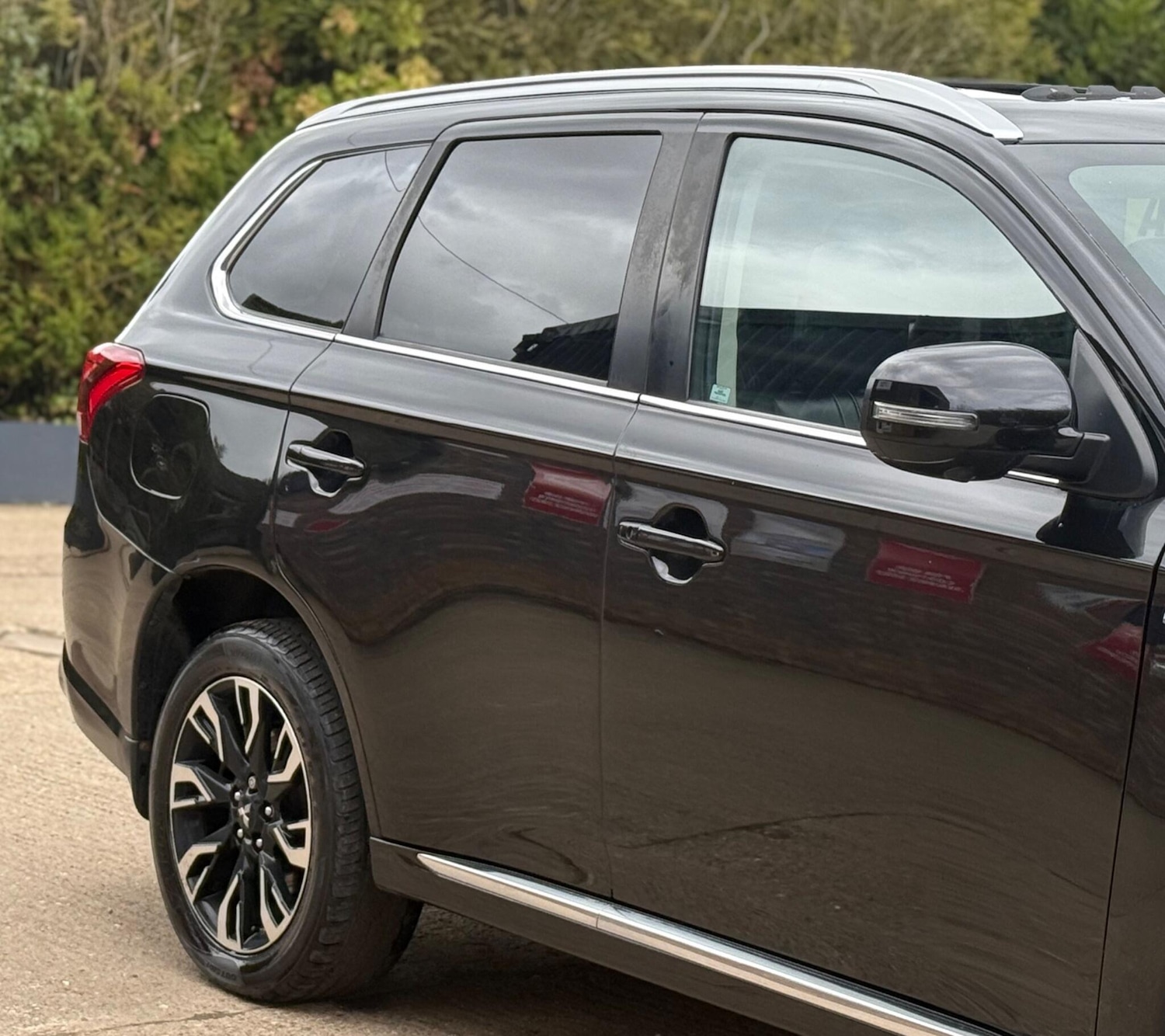 Used Mitsubishi Outlander 2017 for sale - 77639441: Photo 29