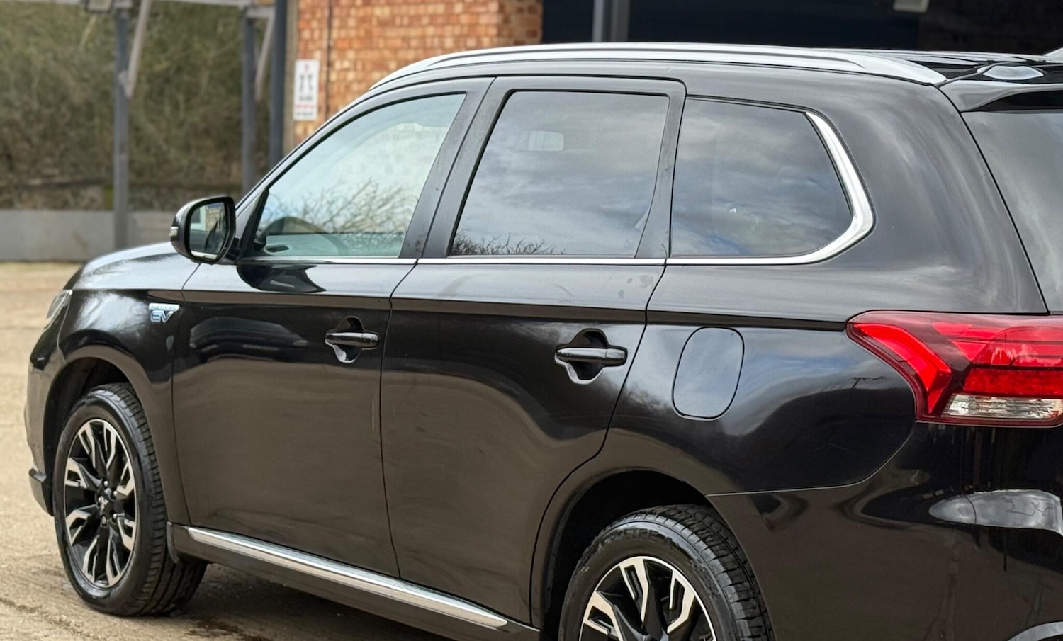 Used Mitsubishi Outlander 2017 for sale - 77639441: Photo 35