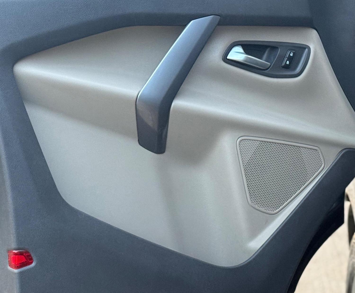 Used Ford Tourneo Custom 2018 for sale - 76577416: Photo 11