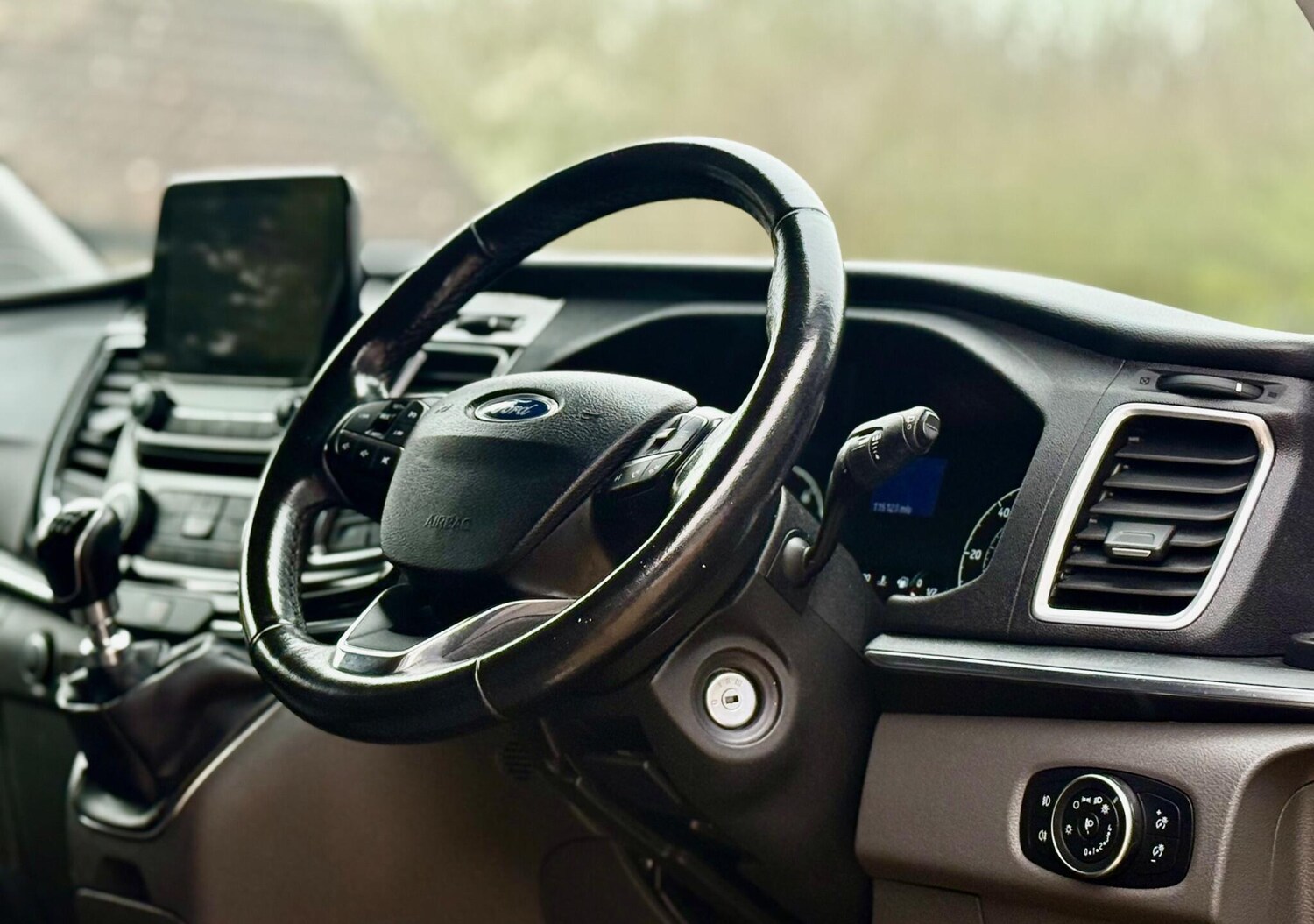 Used Ford Tourneo Custom 2018 for sale - 77802557: Photo 14