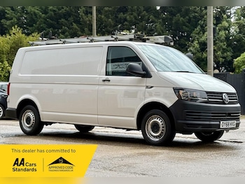 Used Volkswagen Transporter 2018 for sale - 78904348: Photo