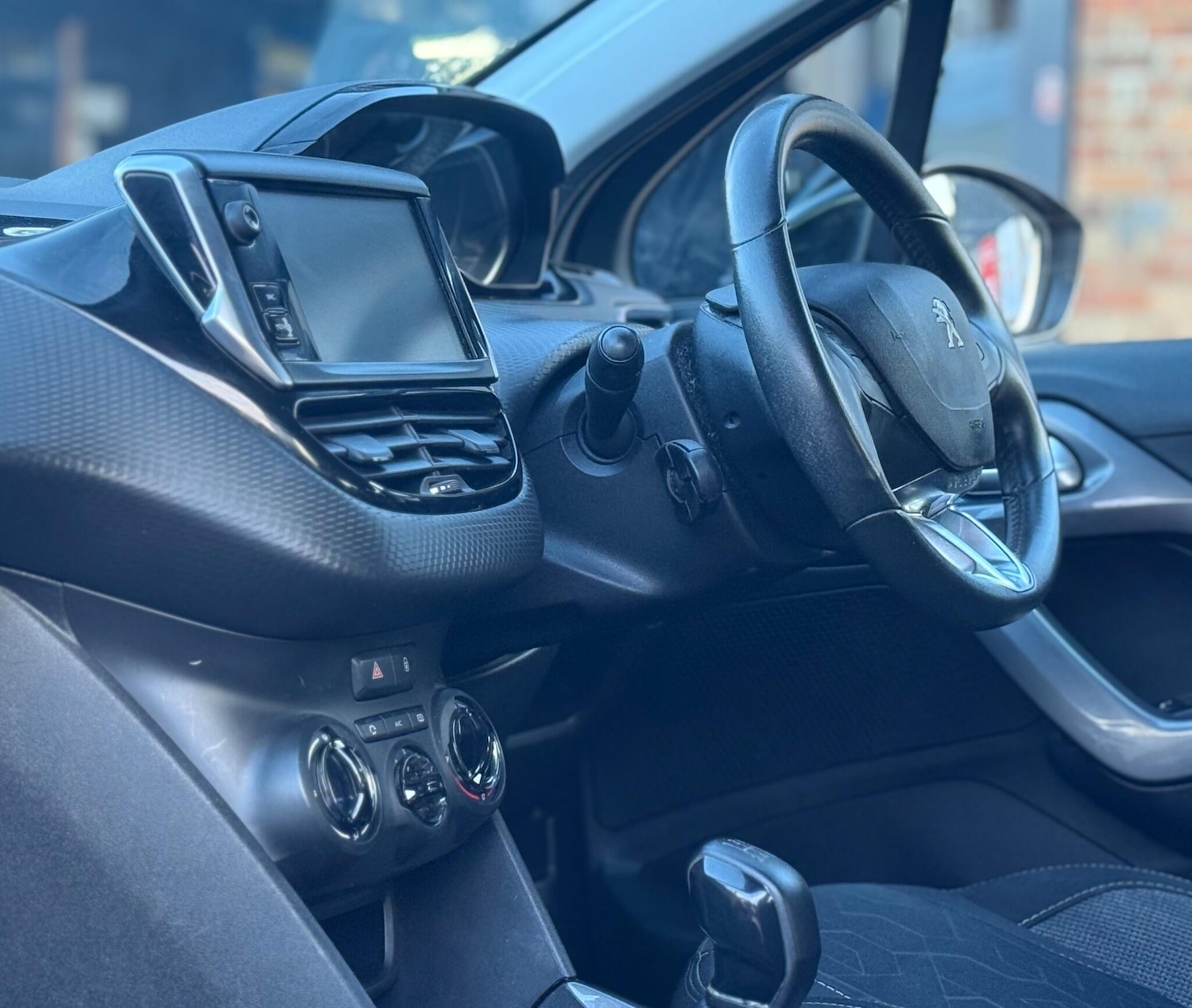 Used Peugeot 2008 2019 for sale - 76346840: Photo 16