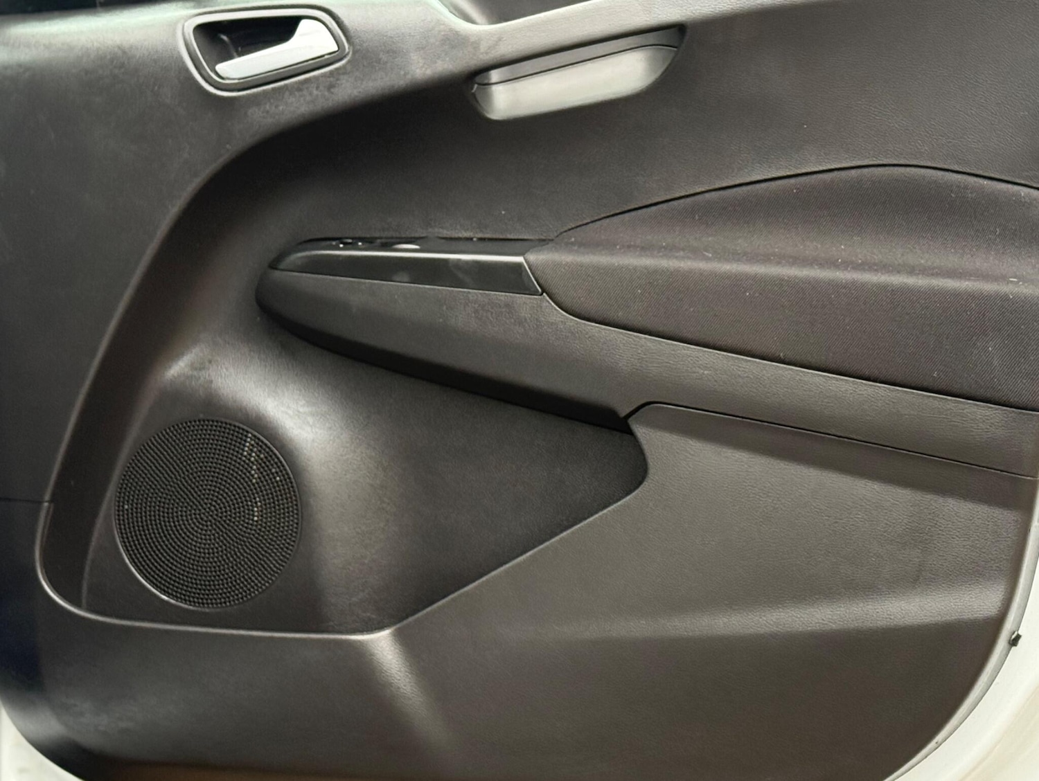 Used Ford Transit Courier 2019 for sale - 76402666: Photo 15