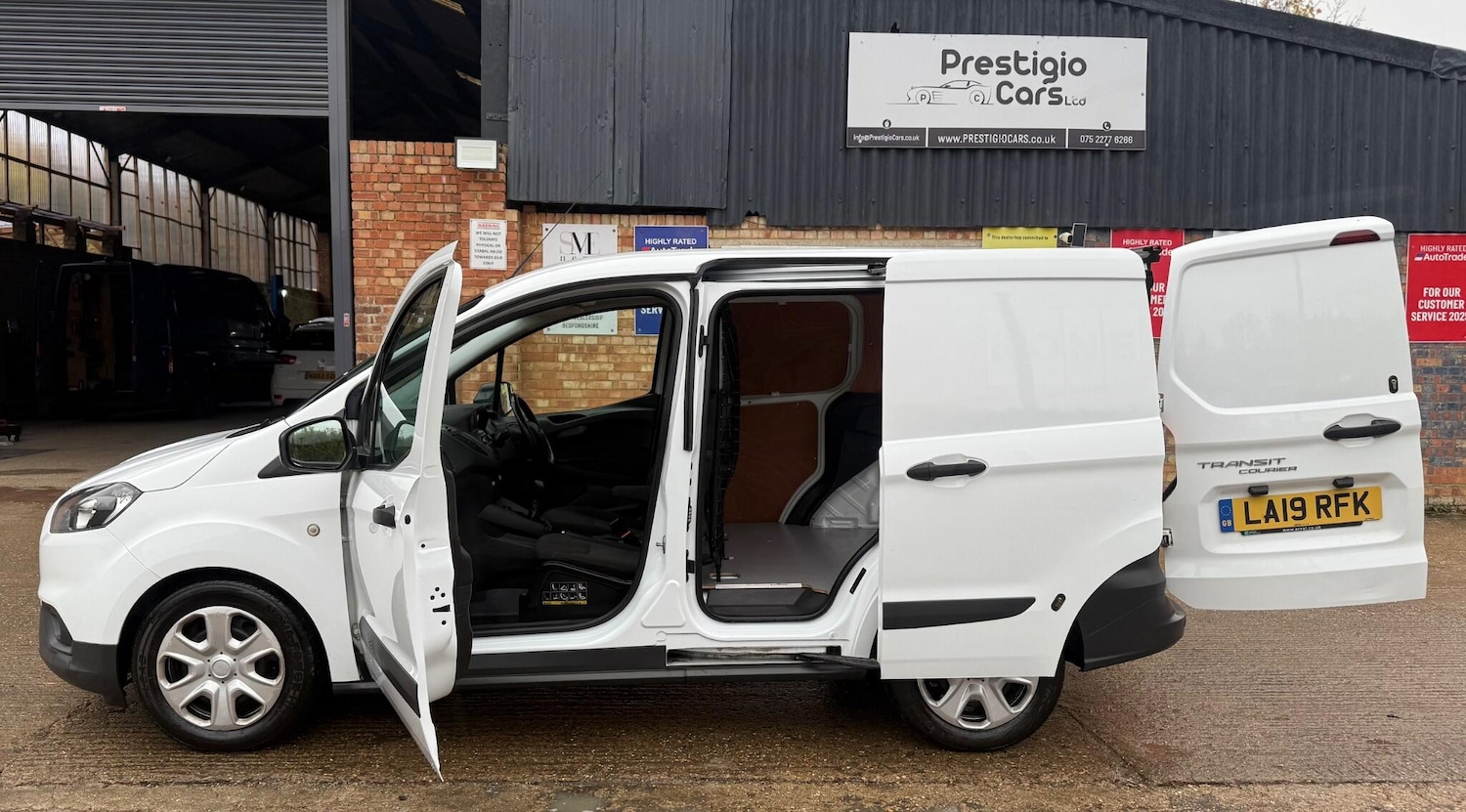 Used Ford Transit Courier 2019 for sale - 76402666: Photo 20