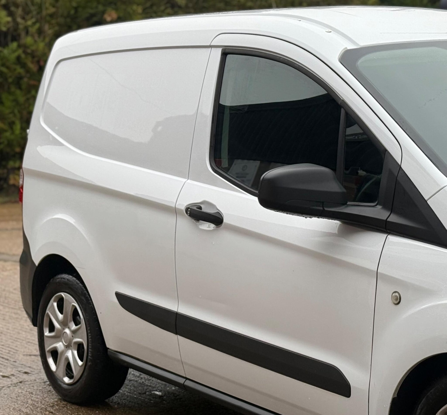 Used Ford Transit Courier 2019 for sale - 76402666: Photo 23