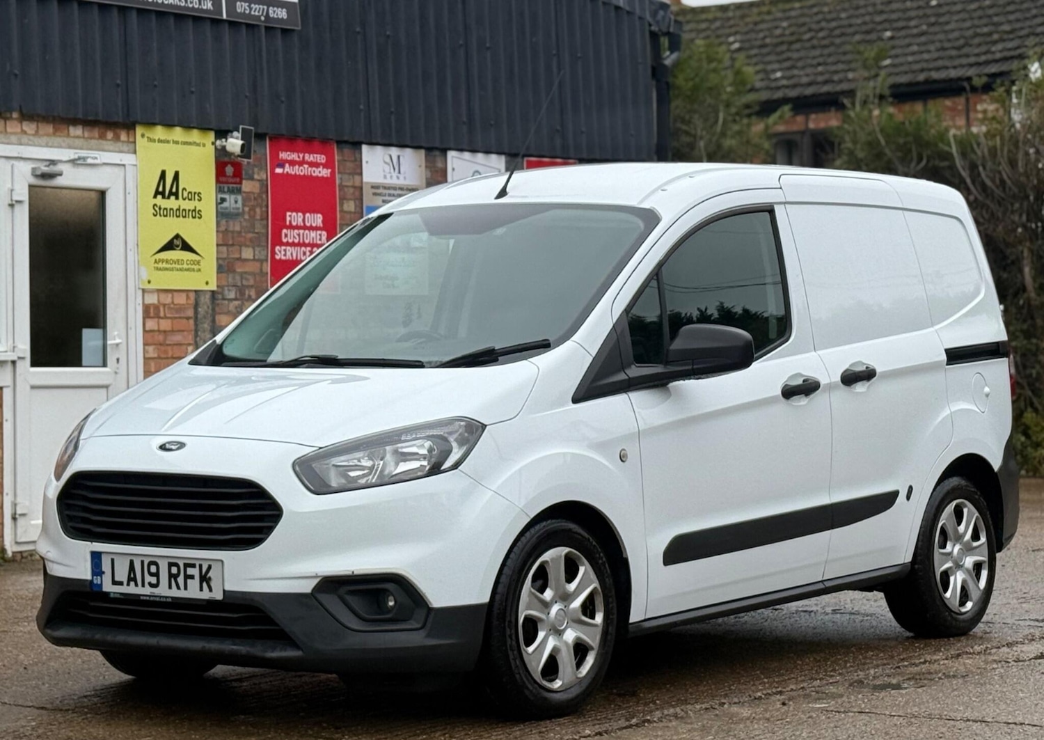 Used Ford Transit Courier 2019 for sale - 76402666: Photo 5