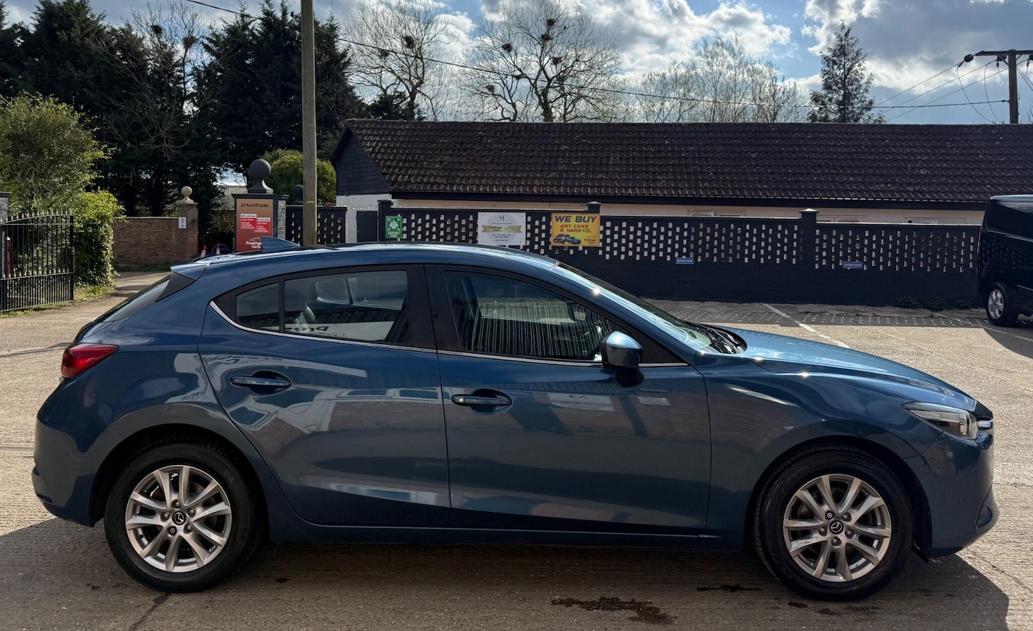 Used Mazda Mazda3 2016 for sale - 78084030: Photo 12