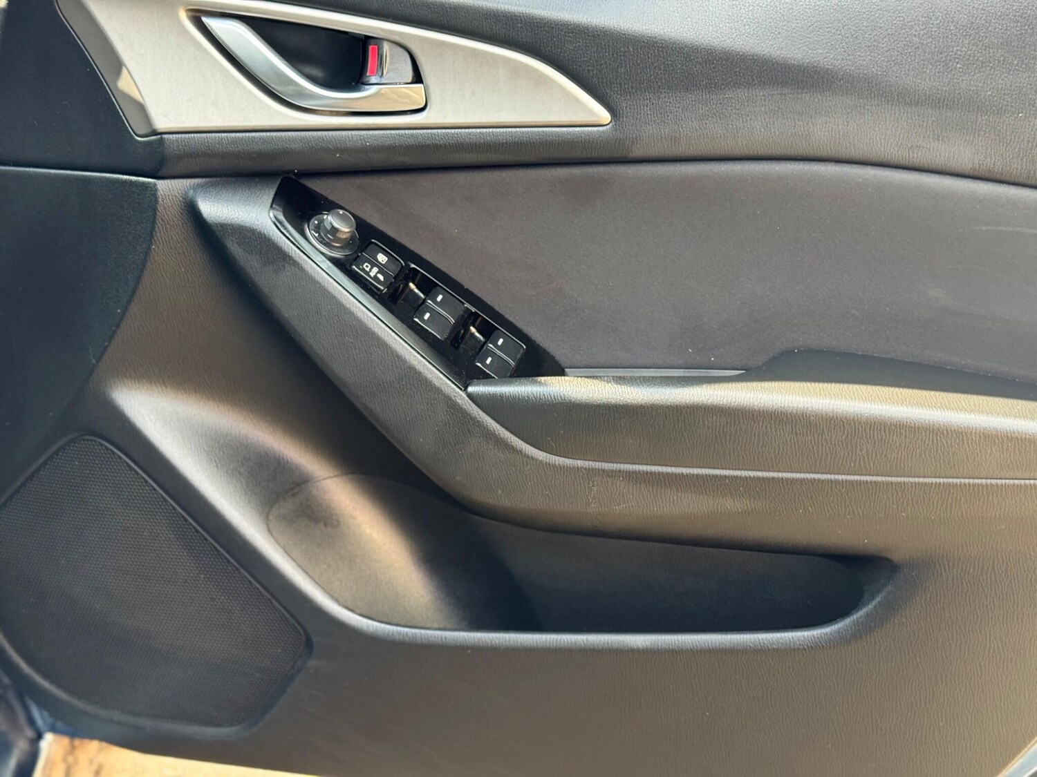 Used Mazda Mazda3 2016 for sale - 78084030: Photo 33