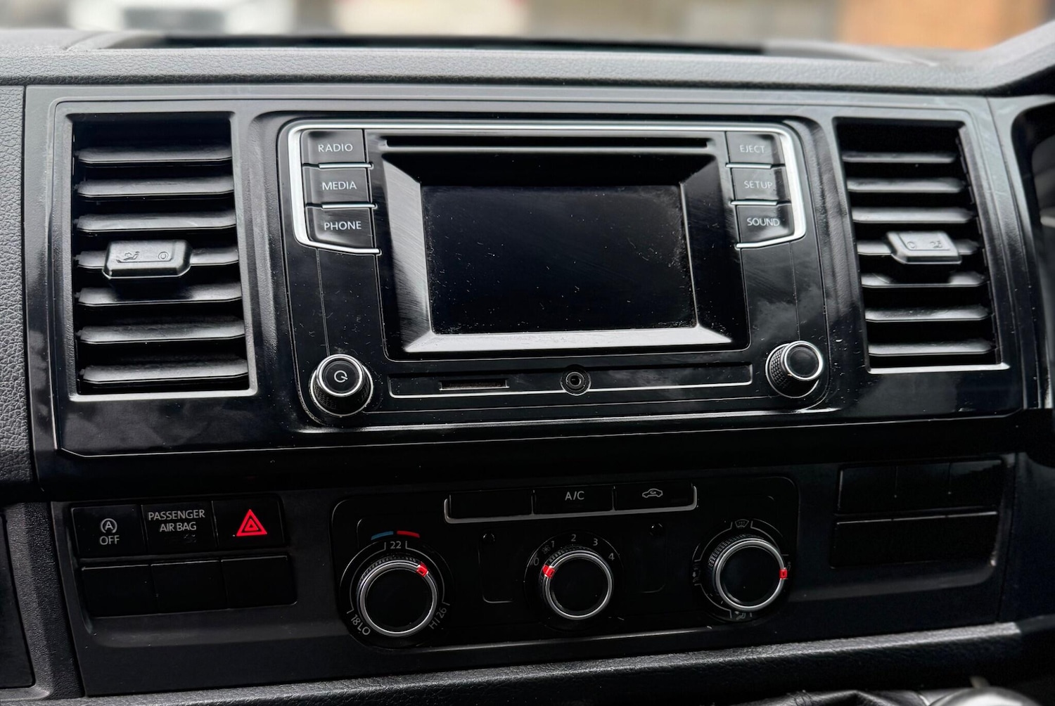 Used Volkswagen Transporter 2018 for sale - 77501919: Photo 20