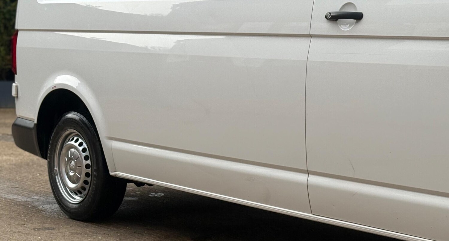 Used Volkswagen Transporter 2018 for sale - 77501919: Photo 28